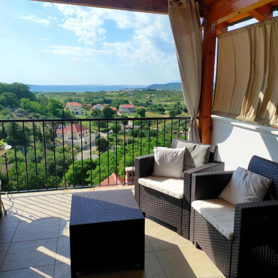 Apartment Cernesa Ражанац Экстерьер фото